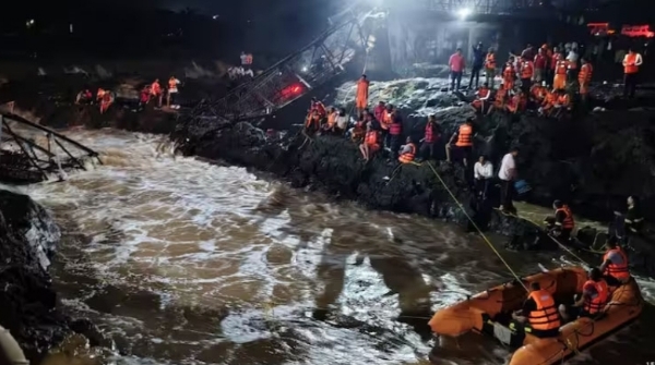 Bridge collapse