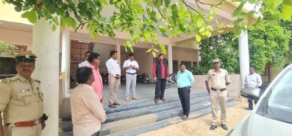 ಅಧ್ಯಕ್ಷರಿಂದ ಮೂಲಭೂತ ಸೌಲಭ್ಯಗಳ ಪರಿಶೀಲನೆ