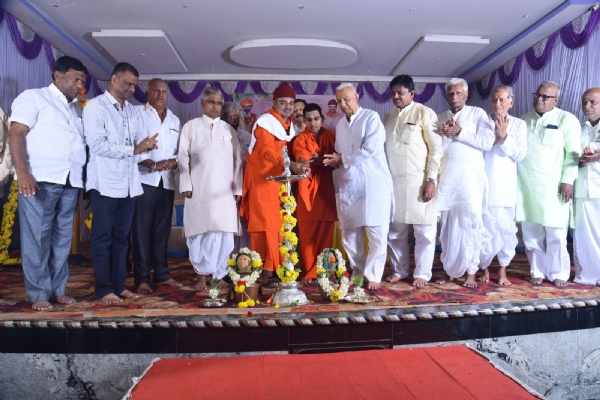 ಮೌಲ್ಯಯುತ ವಿಚಾರಗಳು ಮಾನವನ ಪ್ರಗತಿಗೆ ಪೂರಕ : ಶಿವಶಾಂತವೀರ ಶರಣರು