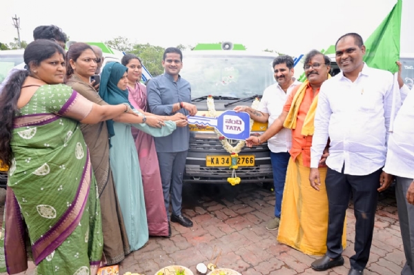 ಬಳ್ಳಾರಿ : ಕಸ ವಿಲೇವಾರಿ ವಾಹನಗಳ ಲೋಕಾರ್ಪಣೆ