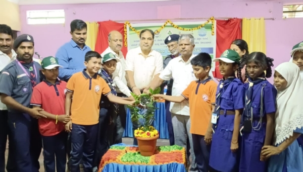 ಪ್ಲಾಸ್ಟಿಕ್ ಮುಕ್ತ ರಾಯಚೂರು ಜಿಲ್ಲೆಯಾಗಲು ಸಹಕರಿಸಿ: ನ್ಯಾ.ಹೆಚ್.ಎ.ಸ್ವಾತಿಕ್