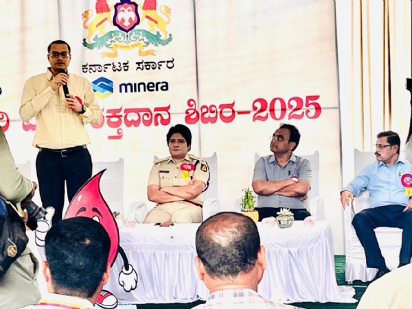 ಸರ್ಕಾರಿ ನೌಕರರ ಸಂಘ ಬಳ್ಳಾರಿ ಜಿಲ್ಲಾ ಶಾಖೆಯ ಪದಾಧಿಕಾರಿಗಳಿಂದ ರಕ್ತದಾನ