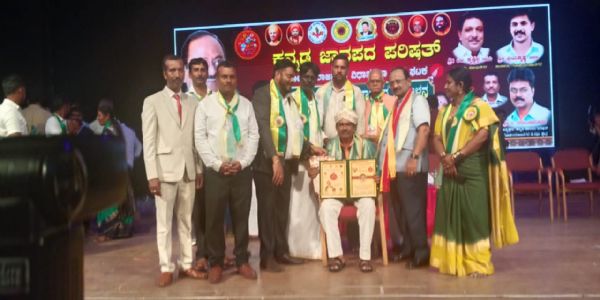 ಚುಟುಕು ಕವಿ ನಾರಾಯಣಪ್ಪ ಅವರಿಗೆ ಕರೀಂಖಾನ್ ಪ್ರಶಸ್ತಿ ಪ್ರದಾನ