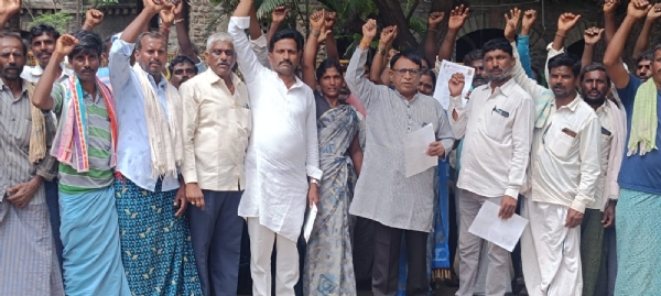 ವಿಠಲಾಪುರ ಅರಣ್ಯ ಪ್ರದೇಶದಲ್ಲಿ ಕುರಿ ಮೇಯಿಸಲು ಅವಕಾಶ ಕೊಡಿ : ಕುರಿಗಾಹಿಗಳ ಮನವಿ