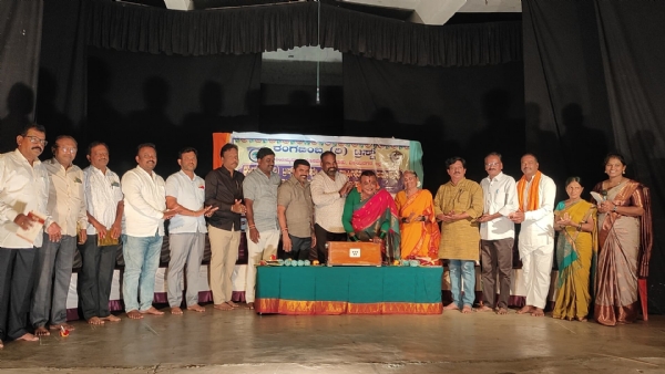 ಕಲಾವಿದರಿಗೆ ಸರ್ಕಾರ ಆಸರೆಯಾಗಬೇಕು : ಮಂಜಮ್ಮ ಜೋಗತಿ