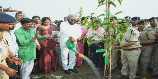 ವಿಶ್ವ ಪರಿಸರ ದಿನಾಚರಣೆಗೆ ಅರಣ್ಯ ಸಚಿವ ಖಂಡ್ರೆ ಚಾಲನೆ