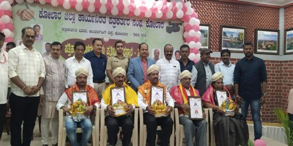 ಪತ್ರಕರ್ತರು ಬದ್ಧತೆ ಮತ್ತು ವೃತ್ತಿಪುರವಾಗಿ ಕಾರ್ಯ ನಿರ್ವಹಿಸಲು ಜಿಲ್ಲಾಧಿಕಾರಿ ಕರೆ