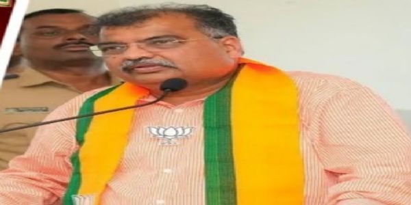ರವೀಂದ್ರ ಚವಾಣ್ ಮಹಾರಾಷ್ಟ್ರ ಬಿಜೆಪಿ ಅಧ್ಯಕ್ಷರಾಗಿ ಅವಿರೋಧವಾಗಿ ಆಯ್ಕೆ