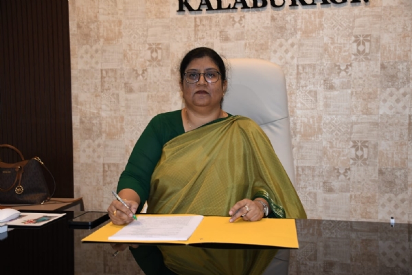 ಪ್ರಾದೇಶಿಕ ಆಯುಕ್ತರಾಗಿ ಜಹೀರಾ ನಸೀಮ್ ಅಧಿಕಾರ ಸ್ವೀಕಾರ