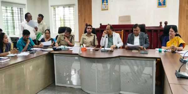 ಪರಿಶಿಷ್ಟರ ಮೇಲೆ ದೌರ್ಜನ್ಯ ಪ್ರಕರಣಗಳಲ್ಲಿ ತ್ವರಿತ ಕ್ರಮಕ್ಕೆ ಜಿಲ್ಲಾಧಿಕಾರಿ ಸೂಚನೆ