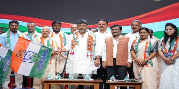 ಬಿ.ಟಿ.ಲಲಿತಾ ನಾಯಕ್ ಕಾಂಗ್ರೆಸ್ ಸೇರ್ಪಡೆ