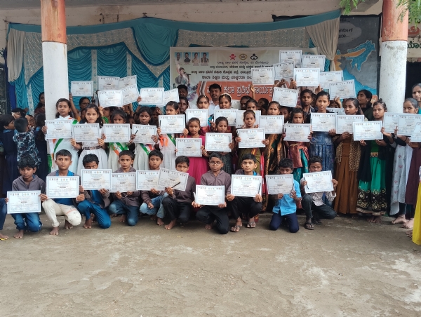 ಯಲಬುರ್ಗಾದ ಸರಕಾರಿ ಶಾಲೆಯಲ್ಲಿ ಮಕ್ಕಳ ಕಲಾ ಪ್ರತಿಭೆ