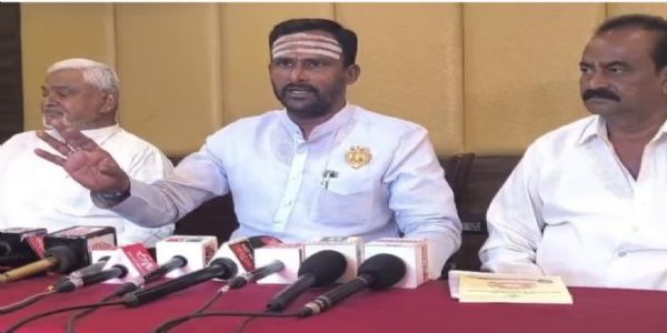 ಪಂಚಮಸಾಲಿ ಪೀಠಕ್ಕೆ ಪರ್ಯಾಯ ಪೀಠಾಧಿಪತಿ ನೇಮಕಕ್ಕೆ ಚಿಂತನೆ : ಕಾಶಪ್ಪನವರ