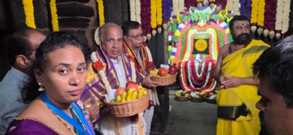 ನಂದಿಬೆಟ್ಟ : ಐತಿಹಾಸಿಕ ಭೋಗ ನಂದೀಶ್ವರ ದೇವಸ್ಥಾನಕ್ಕೆ ಸಚಿವ ಎನ್ಎಸ್ ಬೋಸರಾಜು, ಕೆಎನ್ ರಾಜಣ್ಣ ಭೇಟಿ