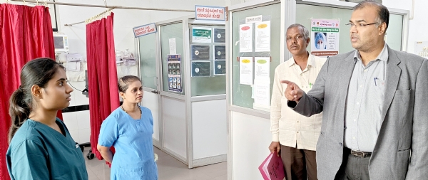 ನ್ಯಾಯಾಧೀಶರಾದ ಹೆಚ್ ಎ ಸಾತ್ವಿಕ್ ರಿಮ್ಸ್‍ಗೆ ದಿಢೀರ್ ಭೇಟಿ