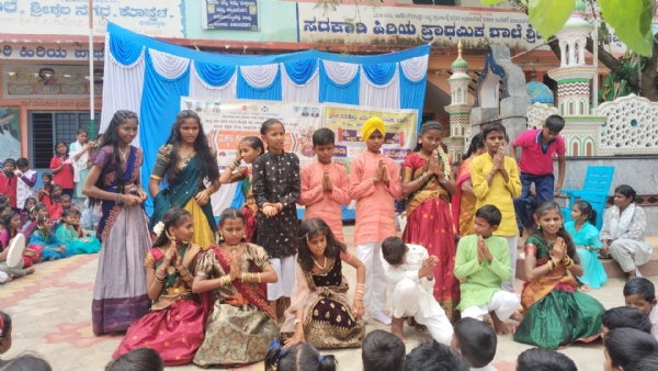 ಶ್ರೀಶೈಲನಗರ ಸರಕಾರಿ ಹಿರಿಯ ಪ್ರಾಥಮಿಕ ಶಾಲೆಯಲ್ಲಿ ಮಕ್ಕಳ ಕಲಾ ಪ್ರತಿಭೆ