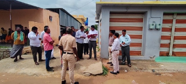 ಯರಗೇರಾ ಗ್ರಾಮಕ್ಕೆ ಜಿಪಂ ಸಿಇಓ ಭೇಟಿ: ಜೆಜೆಎಂ ಕಾಮಗಾರಿ ಪರಿಶೀಲನೆ
