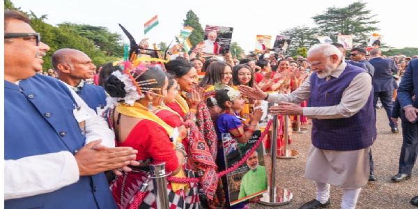 ಪ್ರಧಾನಿ ನರೇಂದ್ರ ಮೋದಿ ಬ್ರಿಟನ್ ಭೇಟಿ