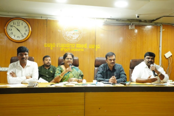 ಪೌರಕಾರ್ಮಿಕರು ತಪ್ಪದೇ ಸುರಕ್ಷಾ ಪರಿಕರ ಧರಿಸಿ : ಚಂದ್ರಕಲಾ