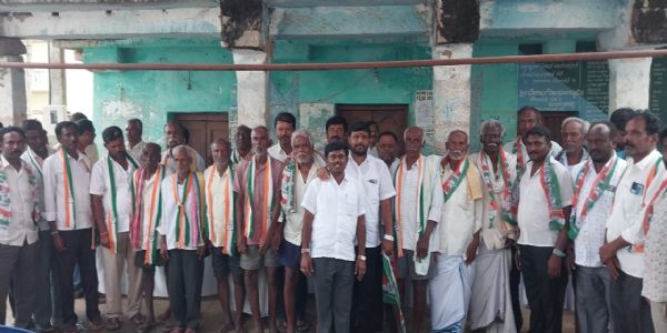 ಬಿಜೆಪಿ, ಜೆಡಿಎಸ್ ಪಕ್ಷದಿಂದ ಕಾಂಗ್ರೆಸ್ ಪಕ್ಷಕ್ಕೆ ಕಾರ್ಯಕರ್ತರ ವಲಸೆ