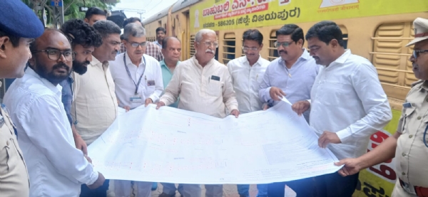 ವಿಜಯಪುರ ರೈಲ್ವೆ ನಿಲ್ದಾಣ ಎಂಪಿ ರಮೇಶ ಭೇಟಿ