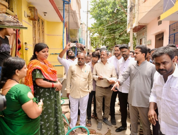 ಬಳ್ಳಾರಿ : ಅತ್ಯಾಧುನಿಕವಾದ ರೀತಿಯಲ್ಲಿ ಸಣ್ಣ ಮಾರುಕಟ್ಟೆ ಪುನರ್ ನಿರ್ಮಾಣ