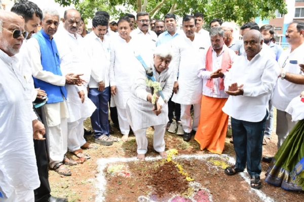 ಪೋಟೋ