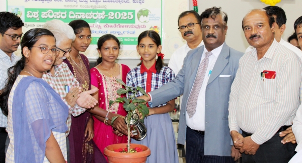 ಪರಿಸರ ರಕ್ಷಣೆಗೆ ಪ್ರತಿಯೊಬ್ಬರು ಕೈಜೋಡಿಸಬೇಕು - ನ್ಯಾ ಮಹಾಂತೇಶ ದರಗದ