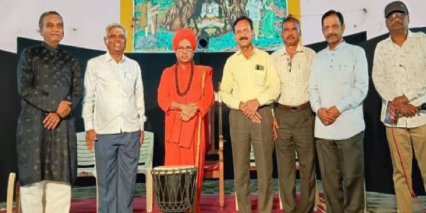 ನಾಟಕಗಳಿಗೆ ಪ್ರಾಚೀನ ಕಾಲದಿಂದಲೂ ಮನ್ನಣೆ : ತೋಂಟದ ಸಿದ್ದರಾಮ ಮಹಾಸ್ವಾಮಿಗಳು