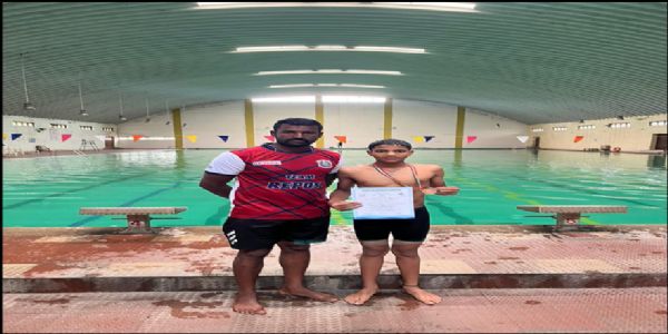 ರಾಜ್ಯ ಮಟ್ಟದ ಈಜು ಬ್ಯಾಕ್ ಸ್ಟ್ರೋಕ್‍ನಲ್ಲಿ ಬಳ್ಳಾರಿಯ ಎಸ್.ಜಿ.ಪ್ರಜ್ವಲ್ ಗೆ ಮೂರನೇ ಸ್ಥಾನ