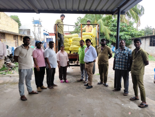 ಬಳ್ಳಾರಿ ಮಹಾನಗರ ಪಾಲಿಕೆ: ವಿವಿಧೆಡೆ ದಾಳಿ, ಪ್ಲಾಸ್ಟಿಕ್ ವಶ