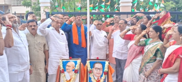 ರಾಯಚೂರು ಜಿಲ್ಲಾ ಬಿಜೆಪಿ ಕಾರ್ಯಾಲಯದಲ್ಲಿ ವಿಜೃಂಭಣೆಯಿಂದ ಸ್ವತಂತ್ರ್ಯ ದಿನಾಚರಣೆ