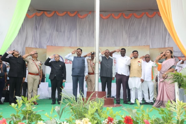 79ನೇ ಸ್ವಾತಂತ್ರ್ಯೋತ್ಸವ ದಿನಾಚರಣೆ: ಜಿಲ್ಲಾ ಉಸ್ತುವಾರಿ ಸಚಿವರಿಂದ ರಾಷ್ಟ್ರ ಧ್ವಜಾರೋಹಣ