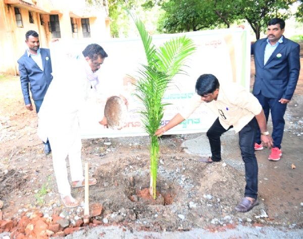 ಬಳ್ಳಾರಿ :ವಿಎಸ್‍ಕೆಯಲ್ಲಿ 79ನೇ ಸ್ವಾತಂತ್ರ್ಯ ದಿನಾಚರಣೆ