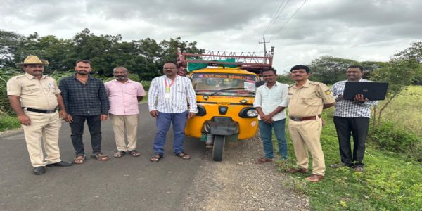 ಅಕ್ರಮ ಅಕ್ಕಿ ಸಾಗಾಟ ; ಇಬ್ಬರ ಬಂಧನ
