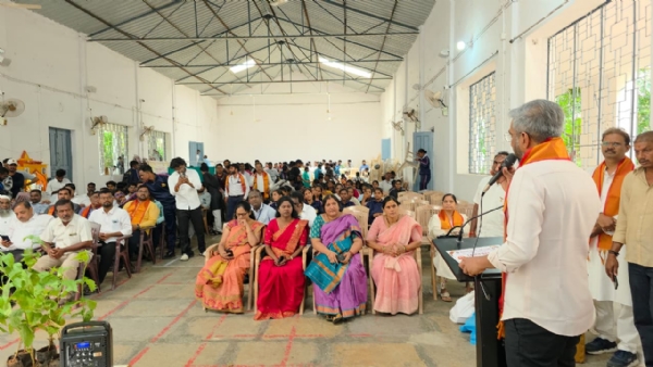 ರಕ್ತ ದಾನದಿಂದ ಸಂಕಷ್ಟದಲ್ಲಿರುವವರಿಗೆ ಮರು ಜೀವ ನೀಡಿದಂತೆ- ರವಿ ಬೋಸರಾಜು