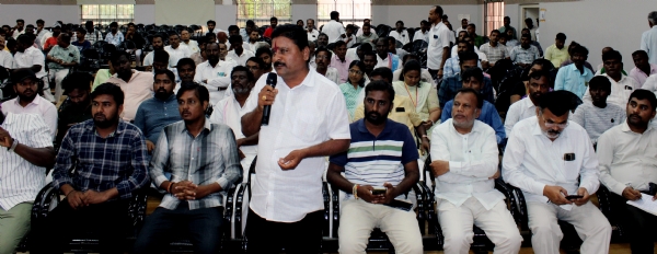 ಗಣೇಶ ಚತುರ್ಥಿ ಹಾಗೂ ಈದ್ ಮಿಲಾದ್  ಶಾಂತಿ ಮತ್ತು ಸೌಹಾರ್ದತೆಯಿಂದ ಆಚರಿಸಿ- ಜಿಲ್ಲಾಧಿಕಾರಿ ಡಾ. ಸುರೇಶ ಇಟ್ನಾಳ