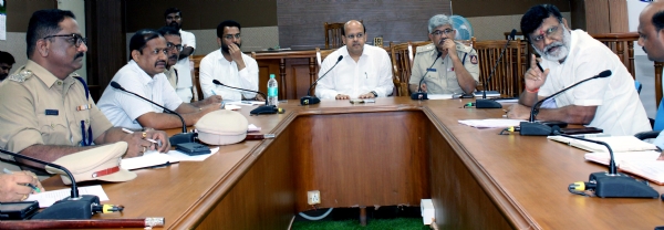 ಗಣೇಶ - ಈದ್ ಮಿಲಾದ್ : ಅಹಿತಕರ ಘಟನೆಗಳು ನಡೆಯದಂತೆ ಮುಂಜಾಗ್ರತೆ - ಜಿಲ್ಲಾಧಿಕಾರಿ ಸುರೇಶ ಬಿ. ಇಟ್ನಾಳ