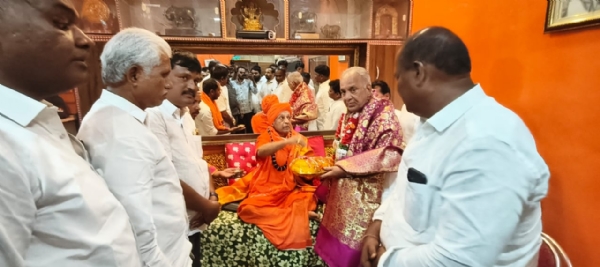 ಜಾಲಹಳ್ಳಿ- ಜಯಶಾಂತಲಿಂಗೇಶ್ವರ ದೇವಸ್ಥಾನಕ್ಕೆ ಸಚಿವ ಎನ್ಎಸ್ ಬೋಸರಾಜು ಭೇಟಿ