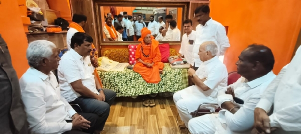ಜಾಲಹಳ್ಳಿ- ಜಯಶಾಂತಲಿಂಗೇಶ್ವರ ದೇವಸ್ಥಾನಕ್ಕೆ ಸಚಿವ ಎನ್ಎಸ್ ಬೋಸರಾಜು ಭೇಟಿ