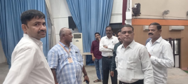 ರಾಯಚೂರು  : ಉಪ ಲೋಕಾಯುಕ್ತರ ವೇದಿಕೆ ಸಿದ್ಧತೆಯ ಪರಿಶೀಲನೆ