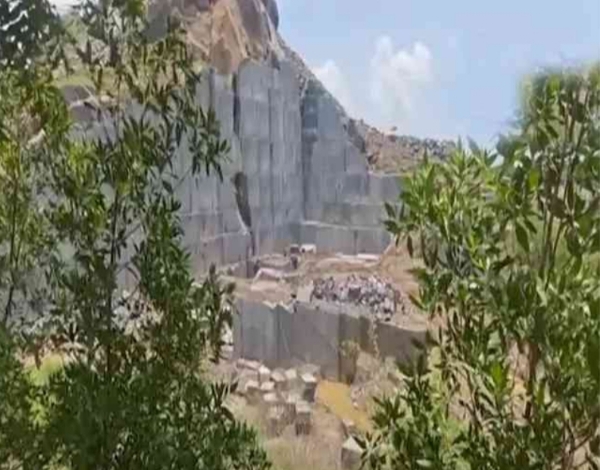 Six workers killed