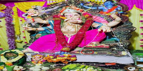 ಗಣೇಶನ ಜೊತೆಗೆ ಇಲಿ ಪ್ರತ್ಯಕ್ಷ, ತೋಟಗಂಟಿ ಗ್ರಾಮದಲ್ಲಿ ಅಚ್ಚರಿಯ ಘಟನೆ