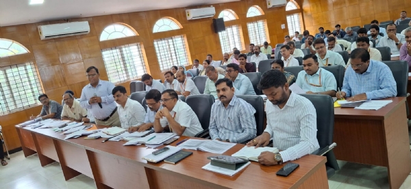 ಜಿಲ್ಲೆಯ ಸಮಗ್ರ ಸಮಸ್ಯೆಗಳನ್ನು ಆಲಿಸಿದ : ಸಮೀರ್ ಶುಕ್ಲಾ.