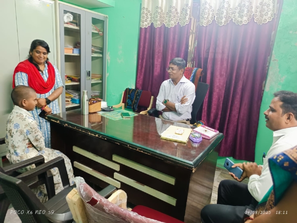 ಬಾಲಕಿಯರ ಬಾಲ ಮಂದಿರಕ್ಕೆ ಅಪರ ಜಿಲ್ಲಾಧಿಕಾರಿ ಶಿವಾನಂದ ಭೇಟಿ; ಪರಿಶೀಲನೆ