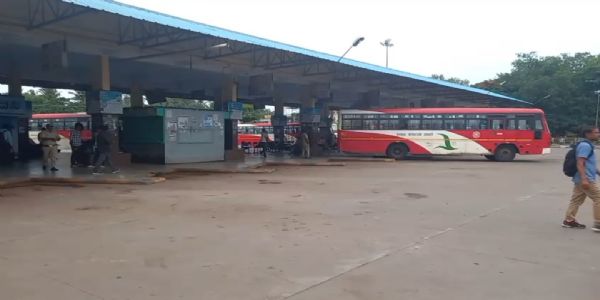 ಸಾರಿಗೆ ಮುಷ್ಕರ ; ಕರ್ತವ್ಯಕ್ಕೆ ಕೆಲವು ನೌಕರರು ಗೈರು