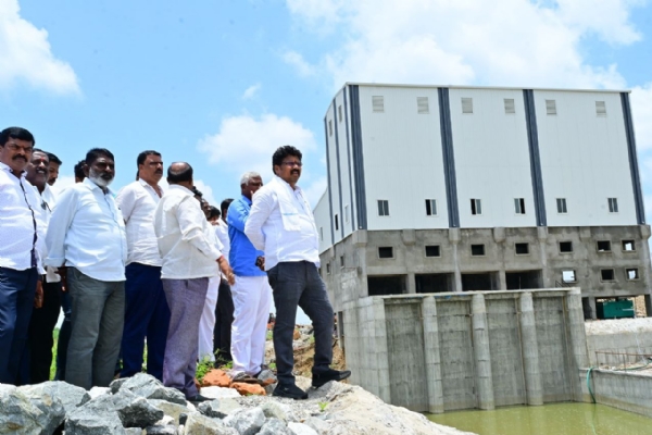 ಏತ ನೀರಾವರಿಯ ಕಾಮಗಾರಿ ವೀಕ್ಷಣೆ ನಡೆಸಿದ ಶಾಸಕ  ಬಸನಗೌಡ ದದ್ದಲ್