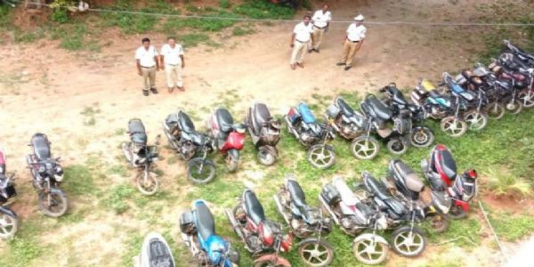 ದೋಷಪೂರಿತ ನಂಬರ್ ಪ್ಲೇಟ್‌ ಹೊಂದಿರುವ ಮಾಲೀಕರಿಗೆ ಬಿಸಿ