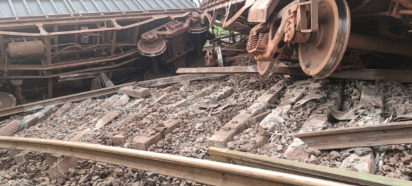 Derail