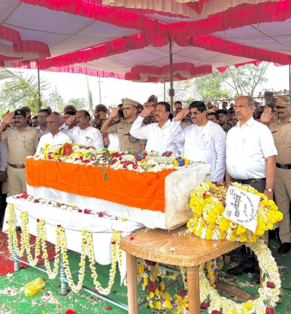 ಪೋಟೋ